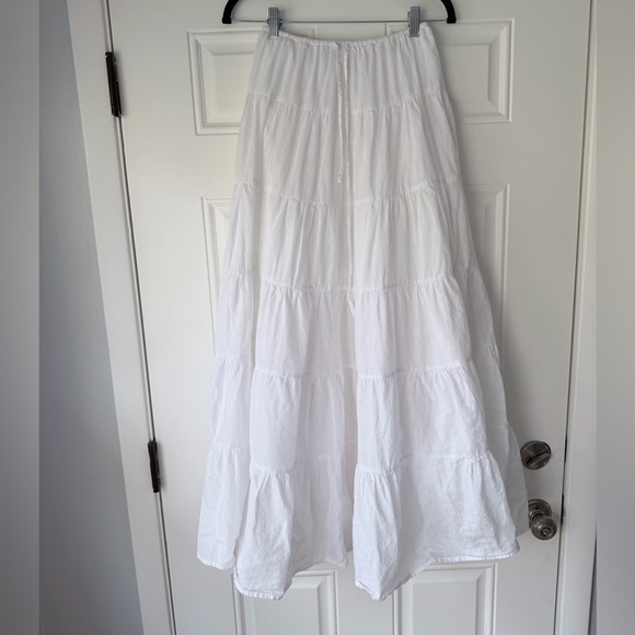 DISSH Dresses & Skirts - Dissh White Tiered Maxi Skirt Size 2 xs linen blend elastic waist long lined